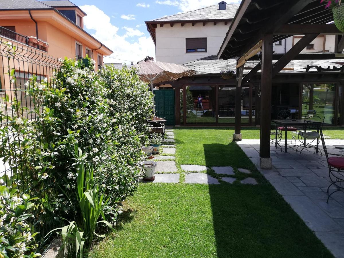 Albergue La Medina De Camponaraya Exterior photo