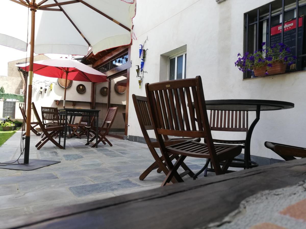 Albergue La Medina De Camponaraya Exterior photo