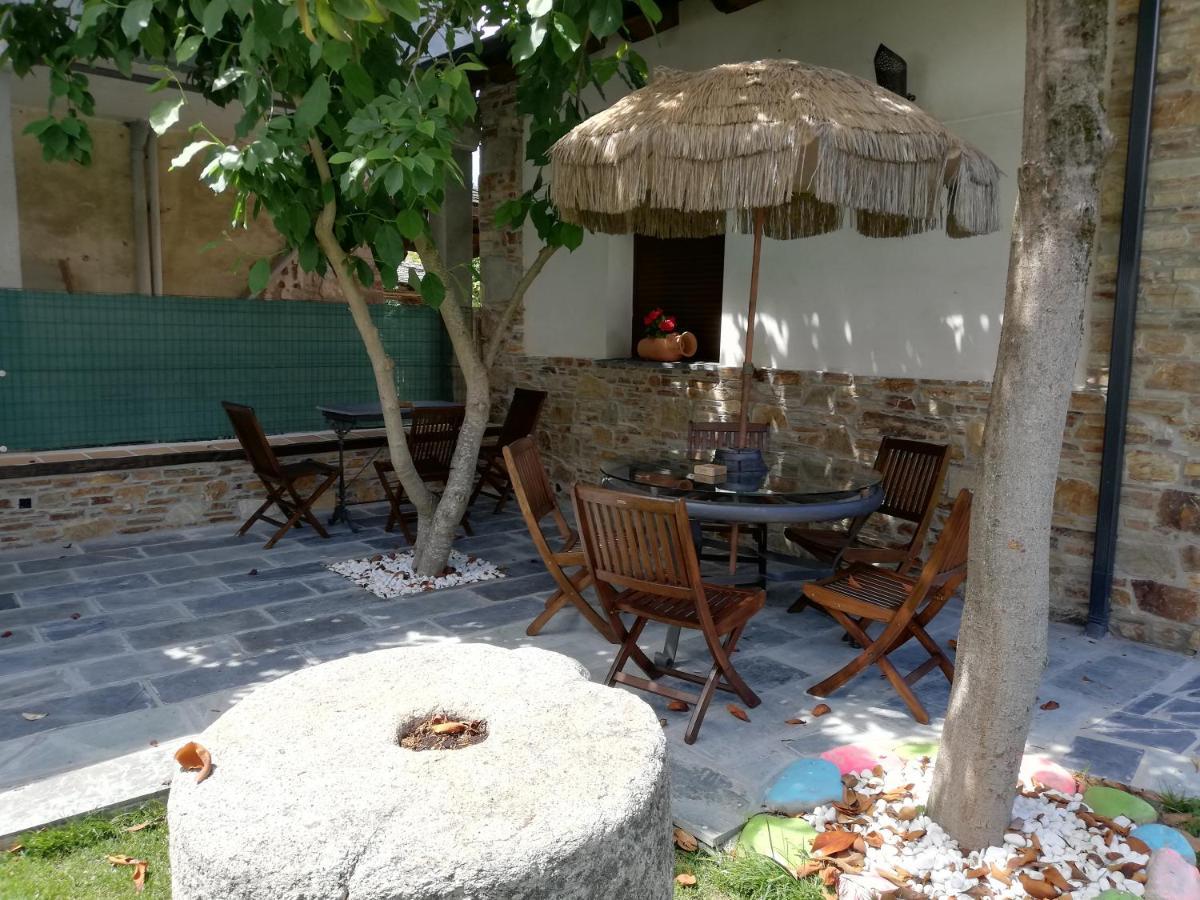 Albergue La Medina De Camponaraya Exterior photo