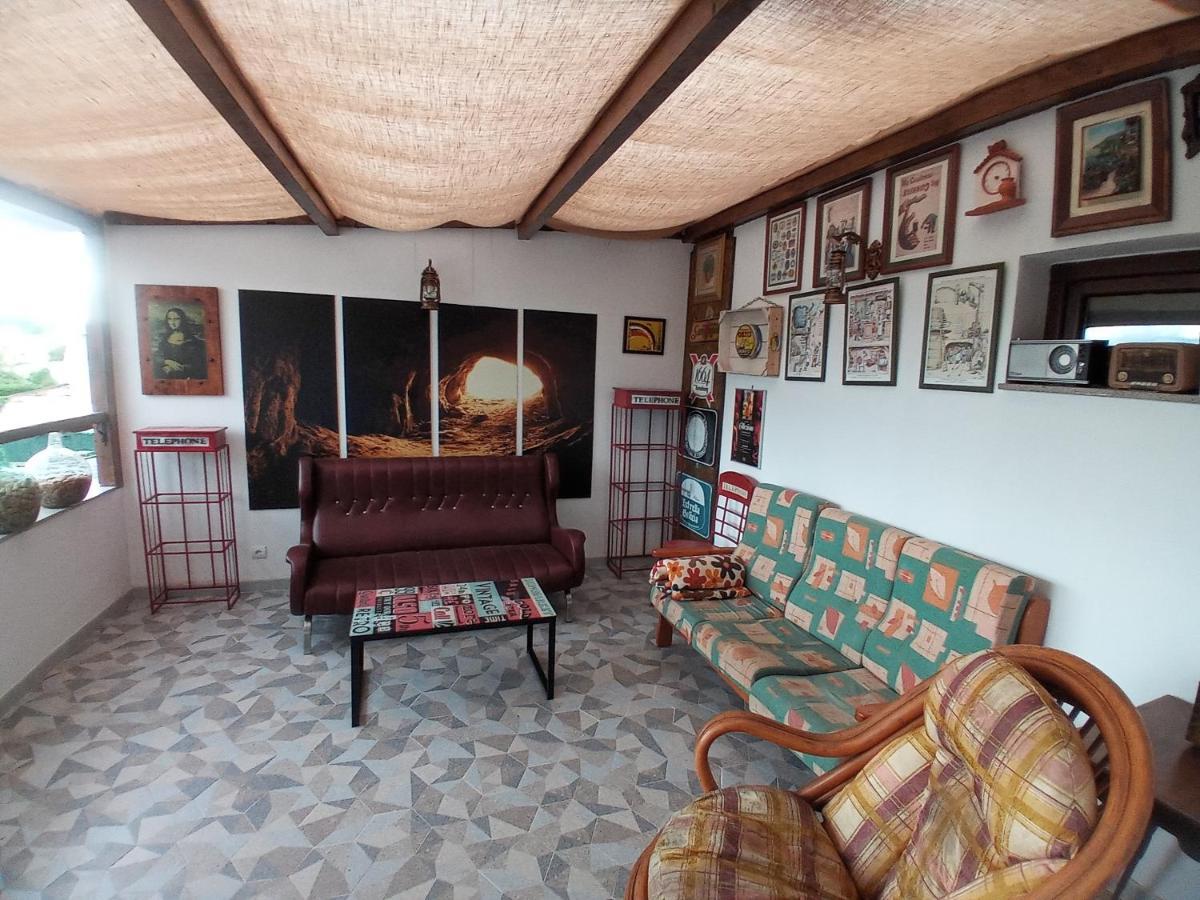 Albergue La Medina De Camponaraya Exterior photo